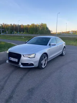 Audi A5 8T 2.0 TDI DPF multitronic 2009