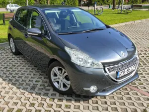 Peugeot 208 I 1.4 VTi Active 2012