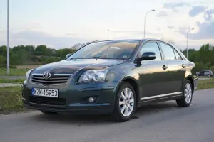Toyota Avensis II 2.0 D-4D Sol Premium 2007