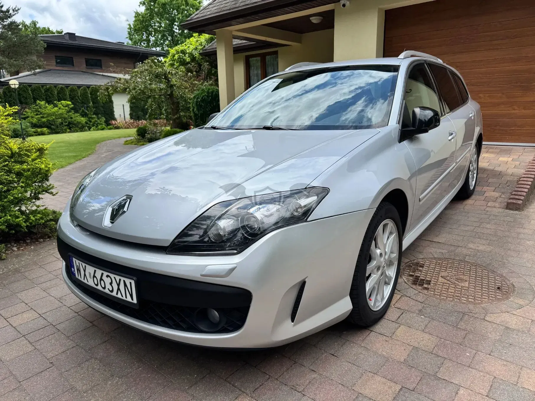 Renault Laguna III dCi 150 FAP Dynamique 2010