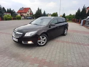 Opel Insignia A 2.0 Turbo 4x4 Sport 2010