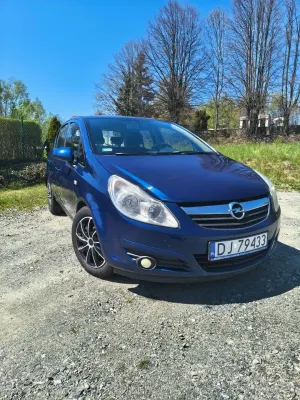 Opel Corsa D 1.0 12V Essentia 2009