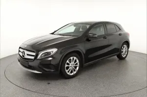 Mercedes-Benz GLA 200 7G-DCT Urban 2015