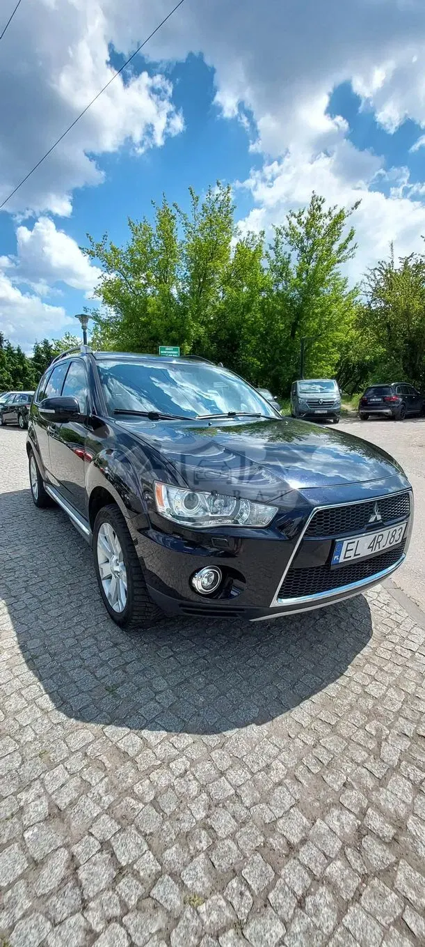 Mitsubishi Outlander II 2.4 4WD CVT Intense 2012