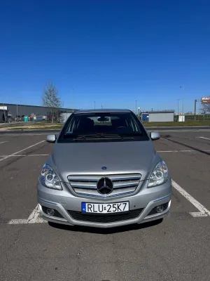 Mercedes-Benz B W245 2011