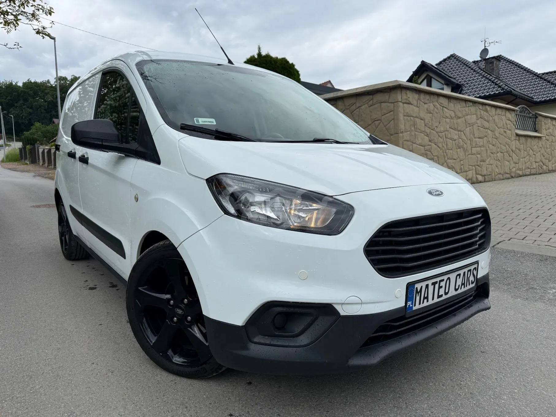Ford Transit Courier 2020