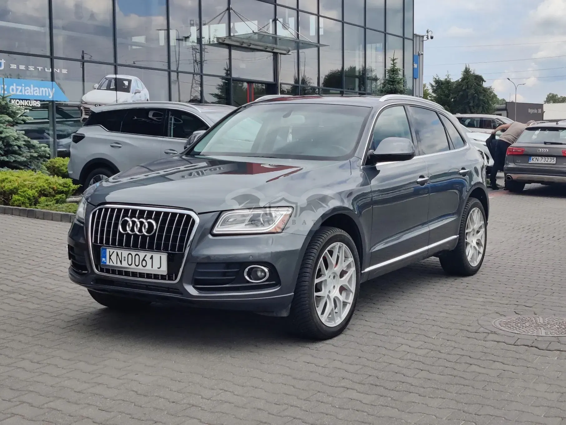 Audi Q5 8R 2016