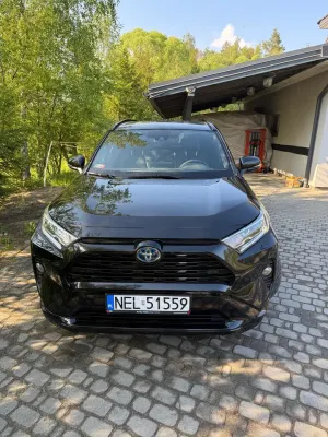 Toyota Rav4 V 2.5 Hybrid Black Edition by JBL 4x4 2021