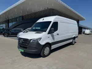Mercedes-Benz Sprinter 2025