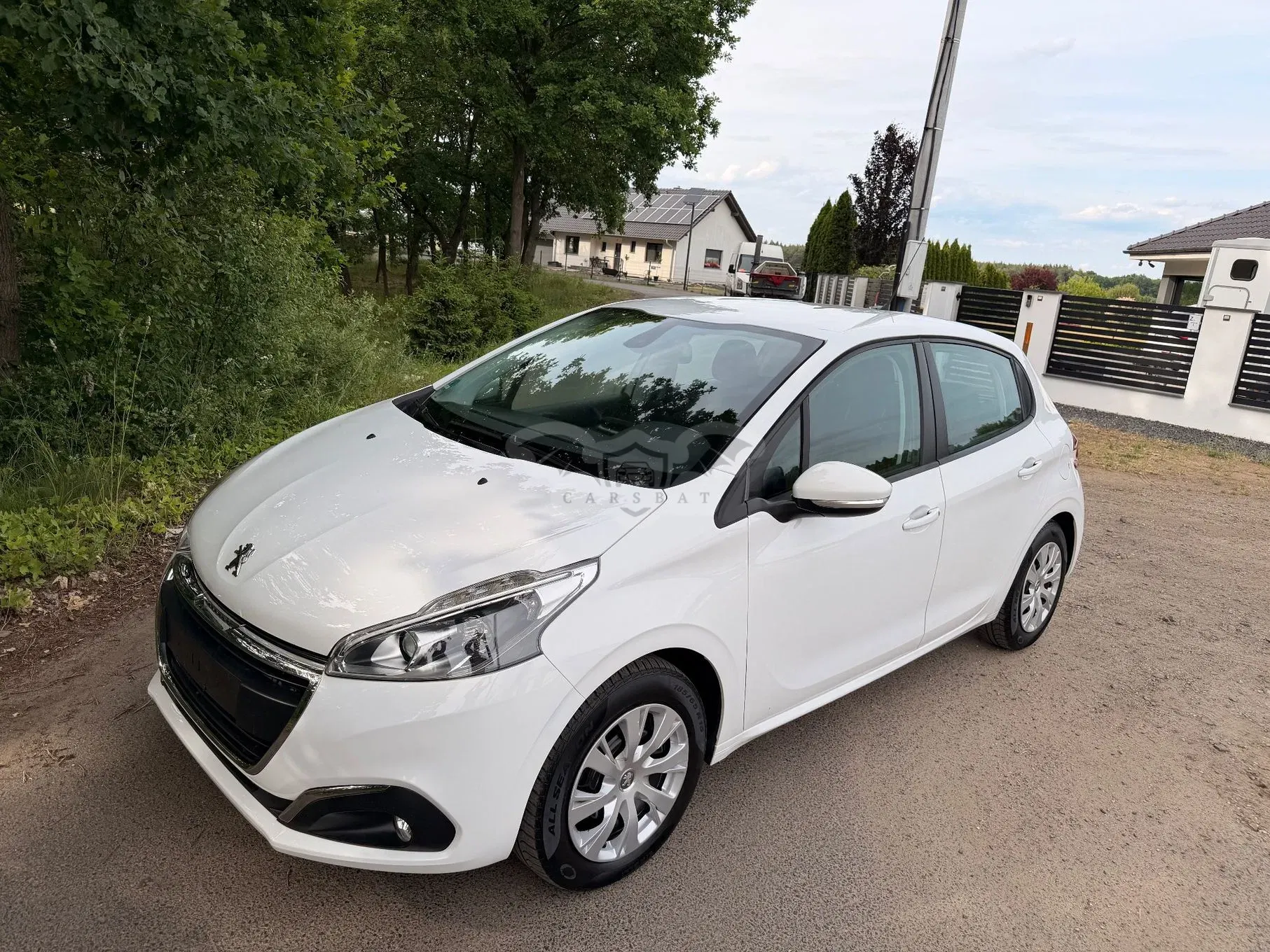 Peugeot 208 I PureTech 82 Allure 2016