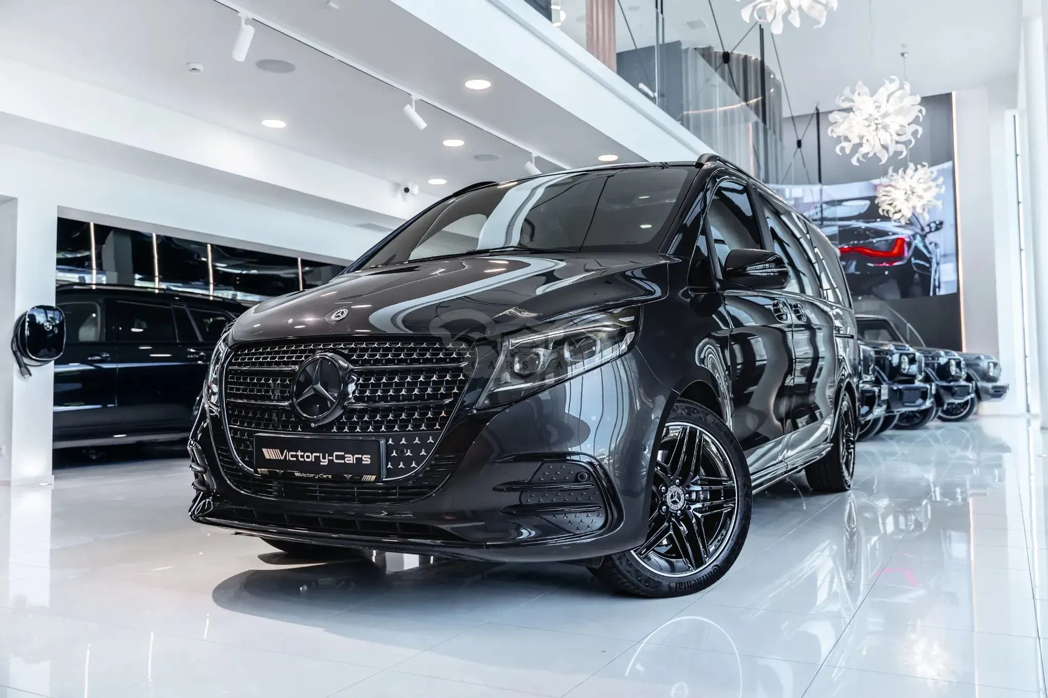 Mercedes-Benz V II 300 d 4-Matic 9G-Tronic Exclusive (d³ugi) 2024