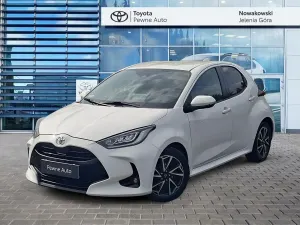 Toyota Yaris IV 2021