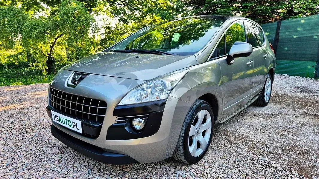 Peugeot 3008 I 120 VTi Premium 2011