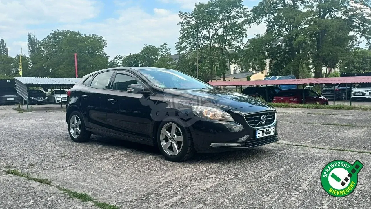 Volvo V40 II 2013