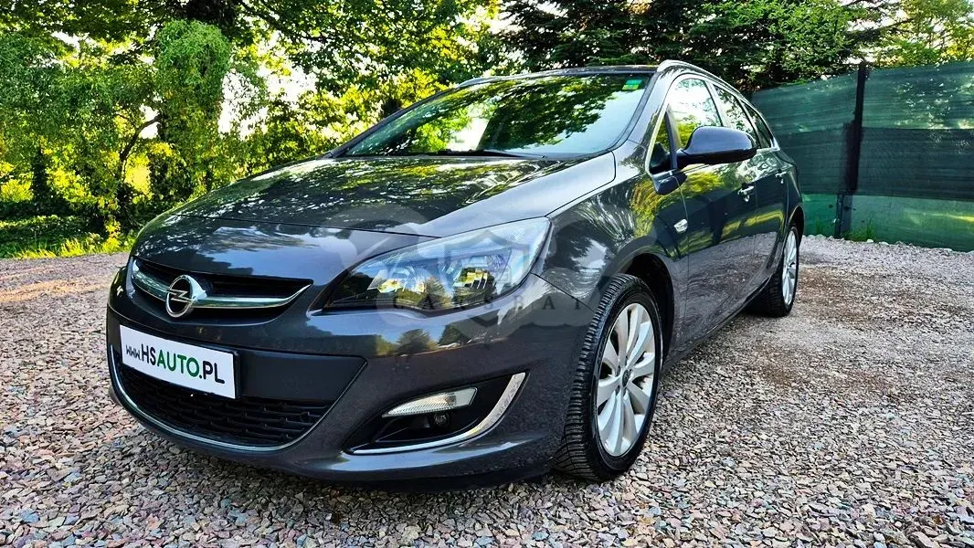 Opel Astra J 1.4 Turbo Exklusiv 2013