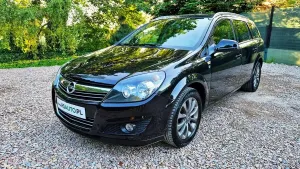 Opel Astra H 1.6 NAVI 2010