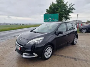 Renault Scenic III dCi 110 Xmod Paris 2012