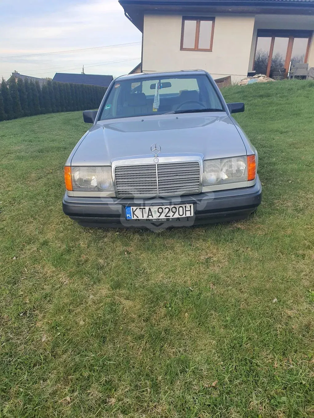 Mercedes-Benz E 1987
