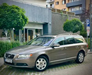 Volvo V70 III D5 Summum 2008