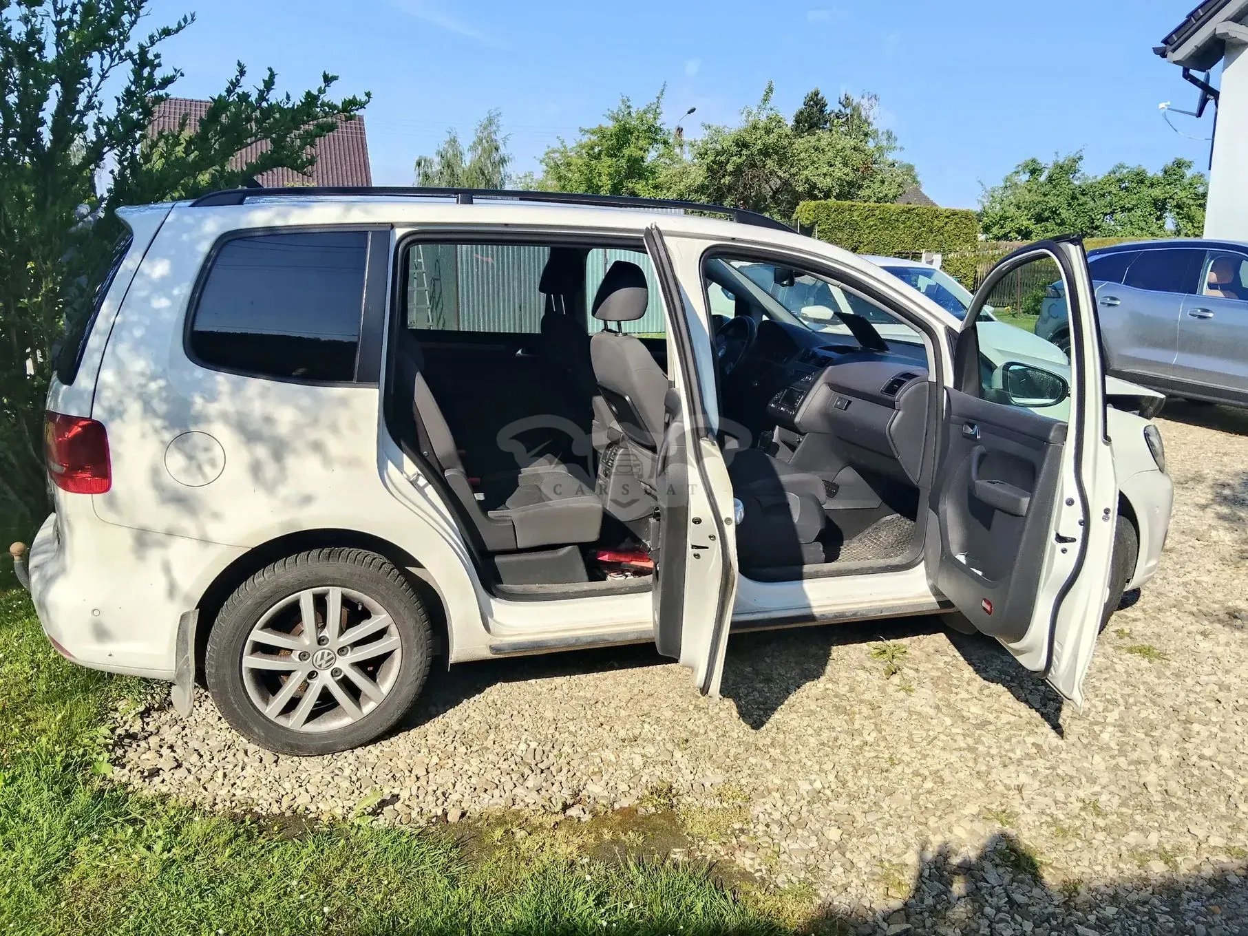 Volkswagen Touran II 1.4 TSI Cross DSG 2011