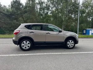 Nissan Qashqai I 1.6 Visia 2010