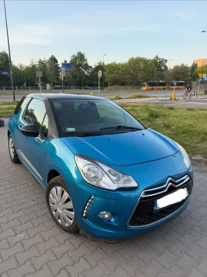 Citroën DS3 1.6 VTi SoChic 2011