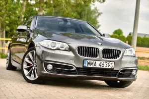 BMW 5 Series F10/F11 525d xDrive Modern Line 2013