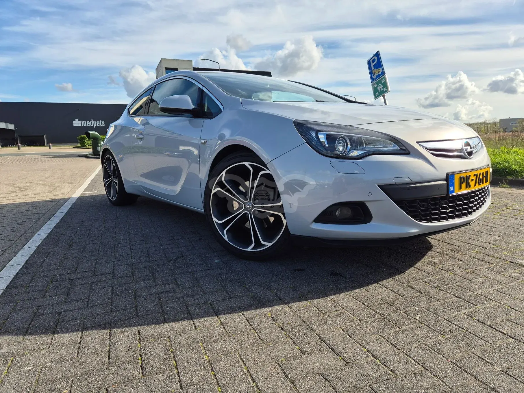 Opel Astra J 2012