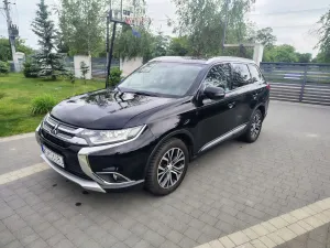 Mitsubishi Outlander III 2.0 Intense + 4WD CVT 2016