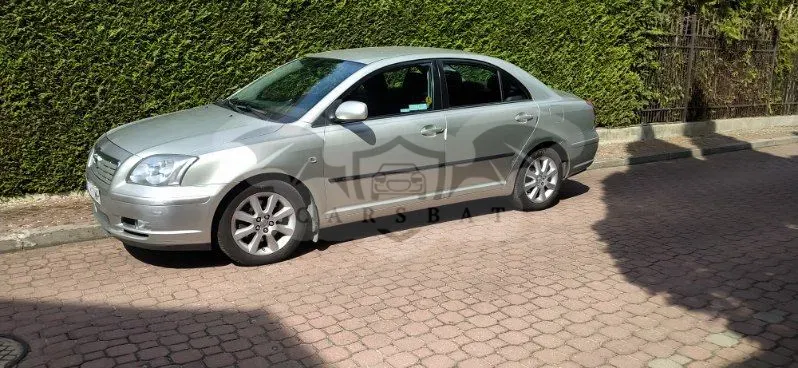 Toyota Avensis II 2.0 VVT-i Sol 2003