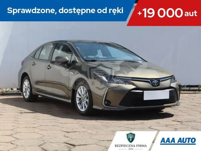 Toyota Corolla Seria E16 2019