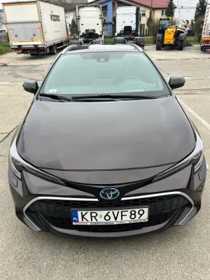 Toyota Corolla Seria E21 2.0 Hybrid Executive 2021