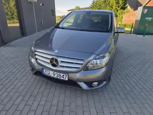 Mercedes-Benz B W246 180 7G-DCT 2013