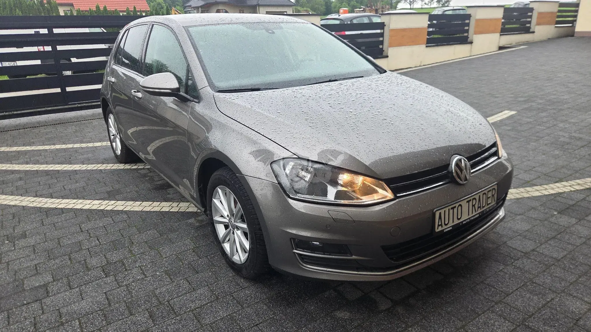 Volkswagen Golf VII 1.4 TSI BlueMotion Technology DSG Lounge 2016