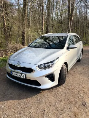 Kia Ceed III 1.6 CRDi mHEV L Business Line 2021