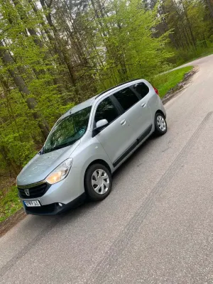 Dacia Lodgy 1.5 dCi Celebration S&S EU6 2014