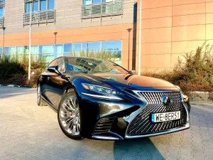Lexus LS V 500 Omotenashi AWD 2018