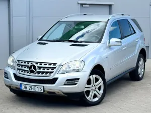 Mercedes-Benz ML W164 300 CDI 4Matic 7G-TRONIC DPF BlueEFFICIENCY 2011