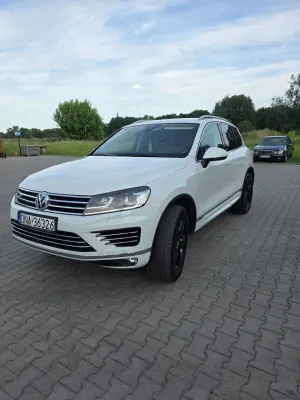 Volkswagen Touareg III 3.0 V6 TDI SCR Blue Motion DPF Automatik Executive Edition 2016