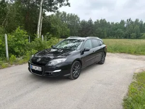 Renault Laguna III 2.0 dCi Limited 2012