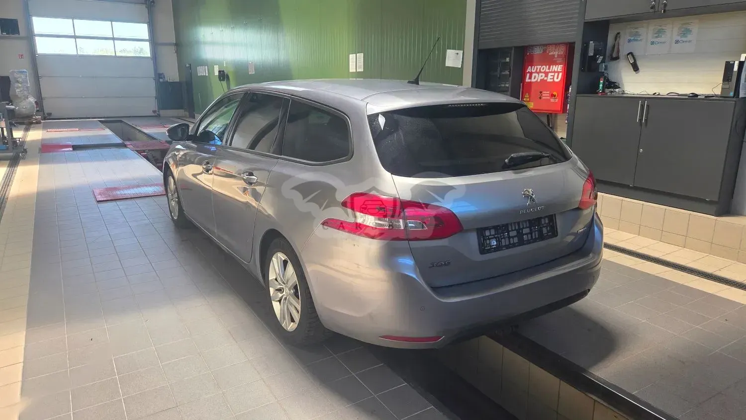 Peugeot 308 T9 1.6 BlueHDi Active S&S 2015