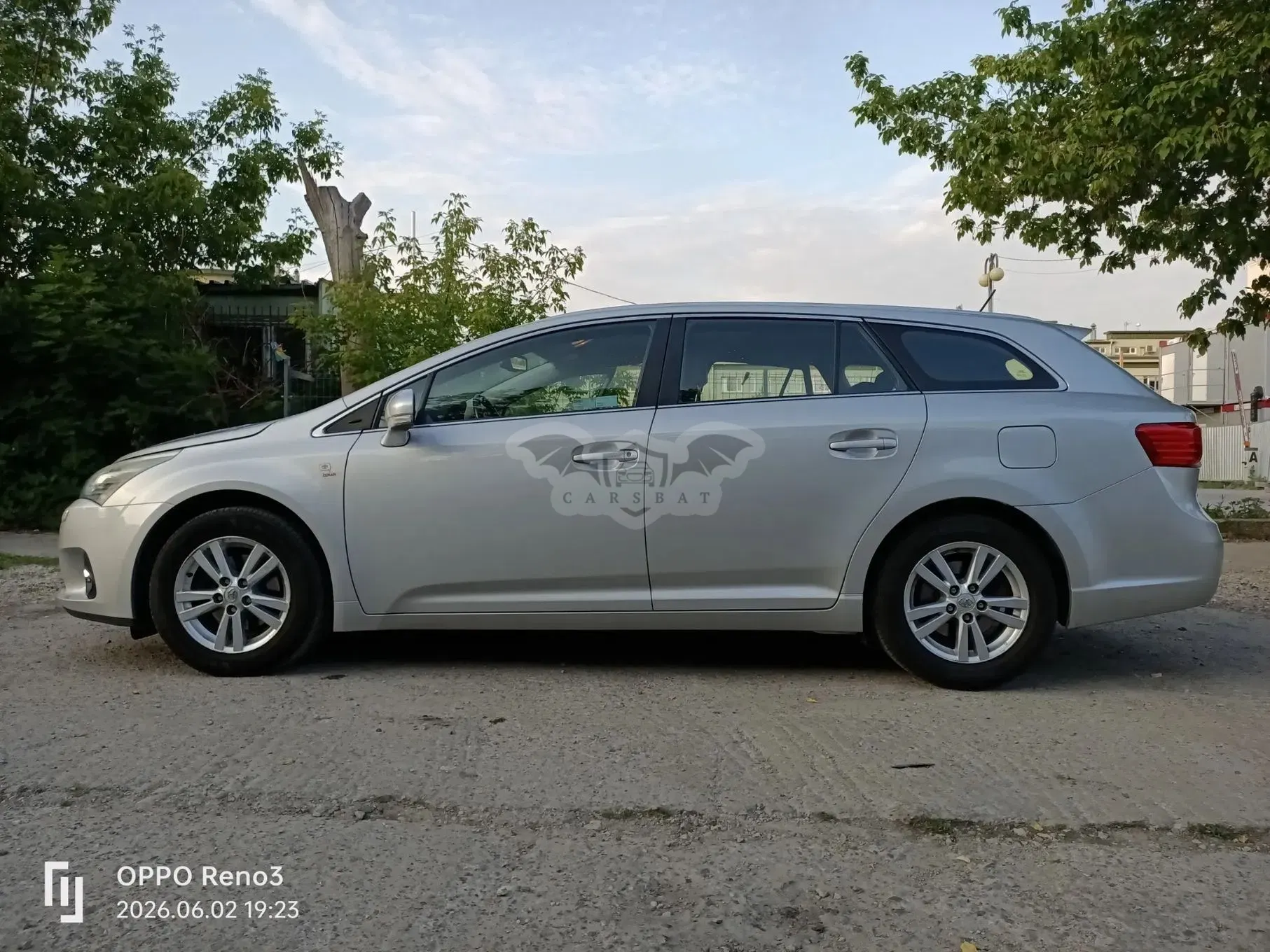 Toyota Avensis III 1.8 Sol 2013