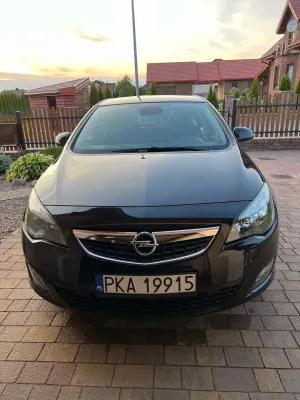 Opel Astra J 2010