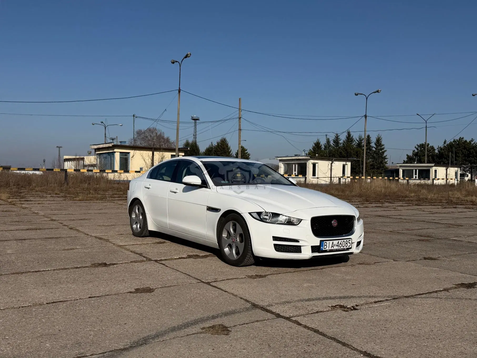 Jaguar XE 2.0 T Prestige 2016