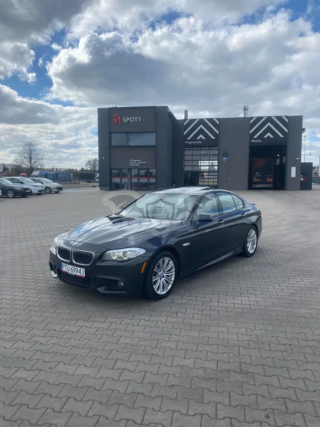 BMW 5 Series F10/F11 535i xDrive 2012