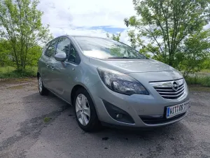 Opel Meriva II 1.4 Edition 2011