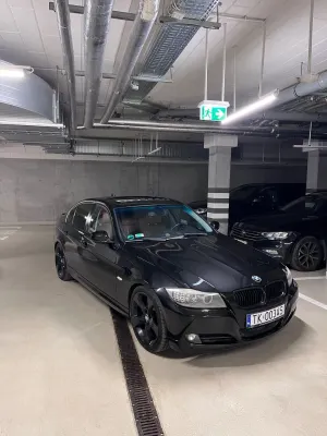 BMW 3 Series E90/E91/E92/E93 320d 2010
