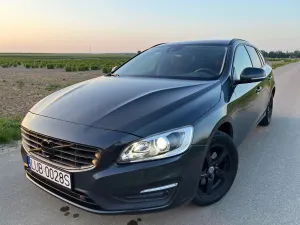 Volvo V60 I D3 Momentum 2015
