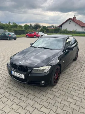BMW 3 Series E90/E91/E92/E93 318i 2009
