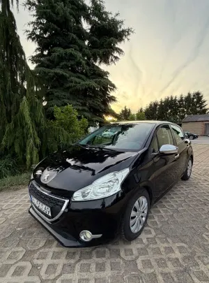 Peugeot 208 I 1.4 HDi Access 2013